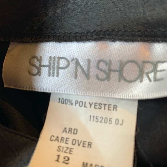 Long Sleeve Black Satin Blouse w/ Peplum Hem Buttons Up The Back Size 12 - Picture 6 of 11